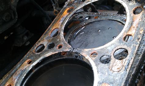 compression test bad head gasket|why do head gaskets leak.